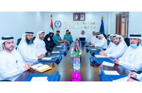 اجتماع موسع بضاحية الصبيحية في خورفكان لتنسيق العمل في التعامل مع الحالات الأسرية