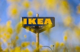 دجاج وبطيخ يدفعان إيكيا للاعتذار