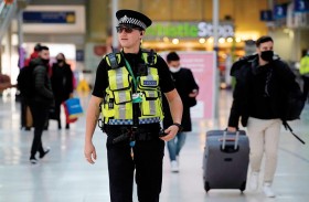 سلالة جديدة من كورونا تخرج عن السيطرة في بريطانيا