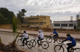 بدي بسكليت.. فريق نسائي لقيادة دراجات هوائية