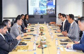 ‎وفد من دائرة البلديات والنقل يبحث في سنغافورة تعزيز التعاون والشراكة في التنمية الحضرية والنقل المستدام