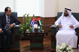 رأس الخيمة وكوبا تبحثان تعزيز علاقات التعاون التجاري