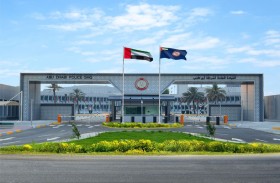 شرطة أبوظبي تطلق ميثاق «كلنا شرطة»