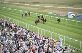 اليوم.. لقاء الأبطال في المحطة الألمانية لكأس رئيس الدولة للخيول العربية