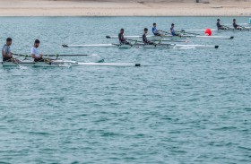 صراع مثير على ألقاب سباق التجديف الحديث الأول