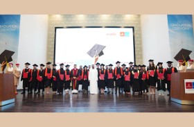أحمد بن سعيد يحضر تخريج الدفعة 34 من جامعة الإمارات للطيران