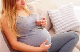 «جفاف الفم» أثناء الحمل.. متى تلجئين إلى الطبيب؟