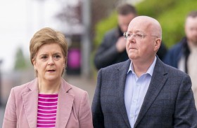 زوج رئيسة وزراء اسكتلندا يستقيل من قيادة الحزب الحاكم 