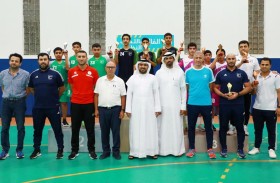 «ناشئة دبا الحصن» يتوّج بالمركز الأول في بطولة كرة الطاولة