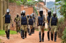  قوات الأمن الأوغندية تمنع السفيرة الأمريكية من زيارة زعيم المعارضة