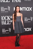 أوليفيا رودريغو تحضر الحفل السنوي الـ 37 لقاعة مشاهير الروك آند رول في لوس أنجلوس. رويترز