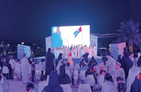 حضور جماهيري كبير بحدائق  الظفرة للمشاركة في عيد الاتحاد الـ 54