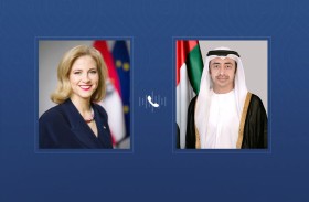عبدالله بن زايد ووزيرة خارجية النمسا يبحثان هاتفيا تعزيز العلاقات الإستراتيجية بين البلدين