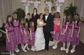 ضحايا أشهر قضية عنف والدين .. أين هم الأبناء الـ13؟