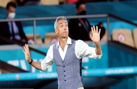 مدرب بولندا: عقلية اللاعبين كانت مفتاح التعادل مع إسبانيا