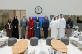 وفدٌ من القنصلية الأمريكية يزورُ مؤسسة دبي لرعاية النّساء والأطفال