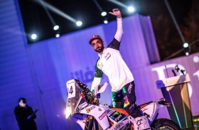 الدراج العالمي محمد البلوشي ل «وام»: الإمارات وقيادتها يضربون المثل كل يوم في العطاء للأخرين