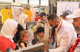 الهلال الأحمر يوزع كسوة العيد على 44 ألف مستفيد في المحافظات السورية