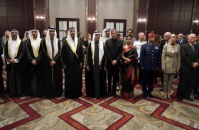 نهيان بن مبارك يحضر حفل السفارة الهندية بمناسبة يوم الجمهورية