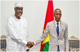 رئيس وزراء بوركينا فاسو يدعو الاتحاد الأفريقي إلى «الاستيقاظ» 