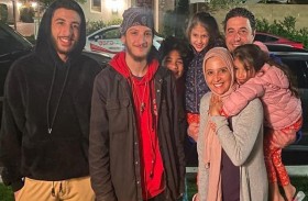 حنان ترك تحتفل مع أبنائها الخمسة في عيد ميلادها