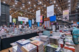 معرض (بيغ باد وولف) .. أكبر سوق لتخفيضات الكتب في العالم