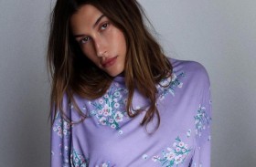 هايلي بيبر بإطلالة مثيرة للغاية