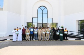 شرطة دبي تكرم المتميزين والمتعاونين ضمن مبادرة تراكم في عيونا