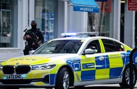 «الترحيل الآن والاستئناف لاحقا»..  قانون بريطاني لتوسيع تهجير المجرمين