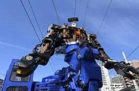 صناعة آلات ثقيلة تشبه البشر