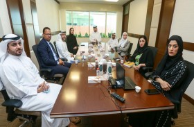 المحكمة الخاصة بالتركات التابعة لمحاكم دبي تستقبل وفداً من غرف دبي في اجتماع إداري 