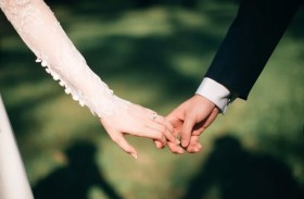 امرأة تخدع 18 رجلاً في شهر واحد