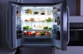 لهذه الأسباب عليك تنظيف الثلاجة بالكامل بانتظام