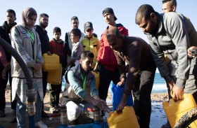 بدء ضخ المياه المحلاة إلى سكان غزة من محطات التحلية الإماراتية المقامة في رفح المصرية