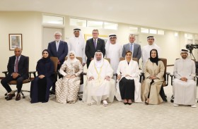 سلطان القاسمي يلتقي بالتشكيل الجديد لمجلس أمناء الجامعة الأمريكية في الشارقة