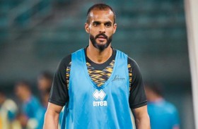 الكويتي بدر المطوع يقترب من حسم المنافسة على لقب «عميد لاعبي العالم»