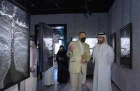 سلطان بن أحمد القاسمي يفتتح معرض X للتصوير الفوتوغرافي