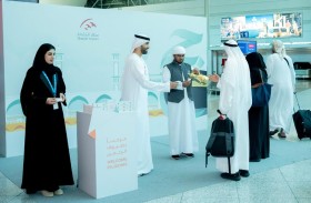 مطار الشارقة يبدأ استقبال أفواج الحجاج العائدين إلى الدولة