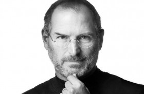 الذكاء الاصطناعي يعيد ستيف جوبز إلى الحياة