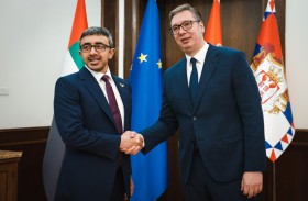 رئيس صربيا يستقبل عبدالله بن زايد ويبحثان الشراكة الاستراتيجية بين البلدين 