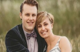 تعالج نفسها من الأكزيما  بـ10 دولارات