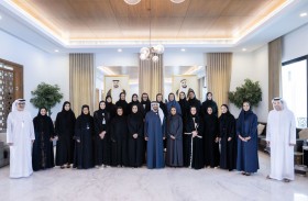 نهيان بن زايد يشيد بجهود الكوادر النسائية بمجلس أبوظبي الرياضي