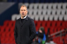 فليك يفكر بمستقبله بعد «الدراما السريالية في باريس» 