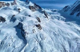 قتيل و4 جرحى في انهيار جليدي