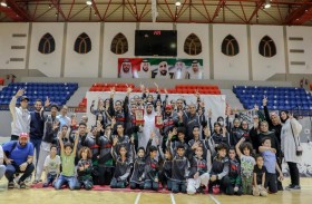 الشارقة لرياضات الدفاع عن النفس يحرز 3 دروع في الدوري العام للكوموتيه