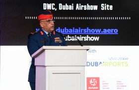 اللجنة العسكرية لمعرض دبي للطيران 2021 تطلع البعثات الدبلوماسية على الاستعدادات والتحضيرات للحدث 