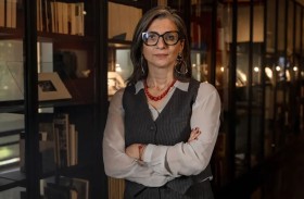 ألبانيزي تعتبر العقوبات الأميركية بحقها «أساليب مافيا» 