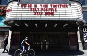 كاليفورنيا تبدأ تخفيف العزل الجمعة