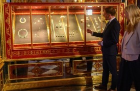 متحف يستعيد مجوهرات مسروقة