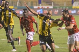 آمال الأهلي المصري باللقب تتضاءل بتعادله مع «المقاولون»